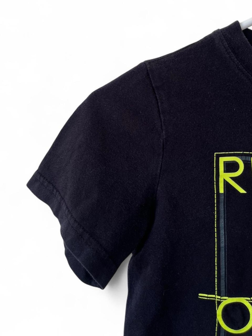 Boys Small 6/7 Black Short Sleeve Graphic T-Shirt Athletic Soccer Crewneck Play - Picture 3 of 8